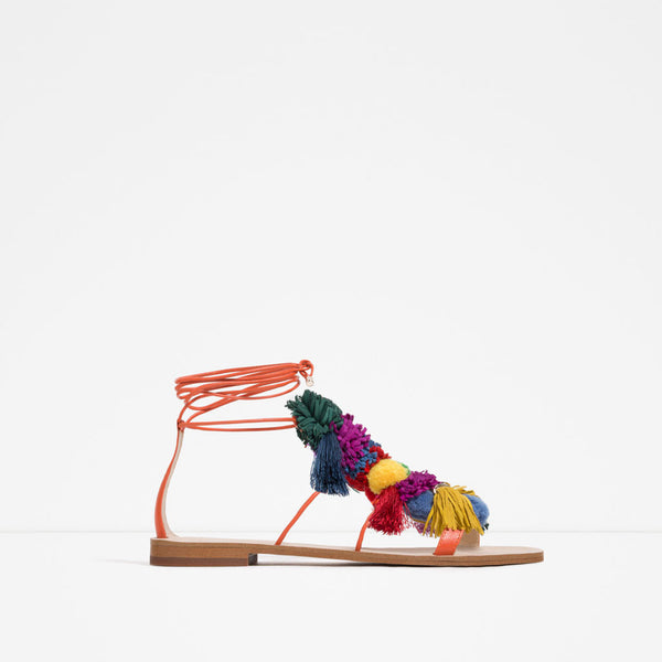 POMPOM SANDALS