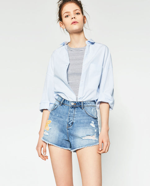 PATCH DENIM SHORTS